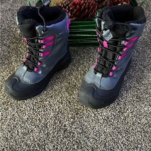 Kids Winter Boots - Gray and Pink